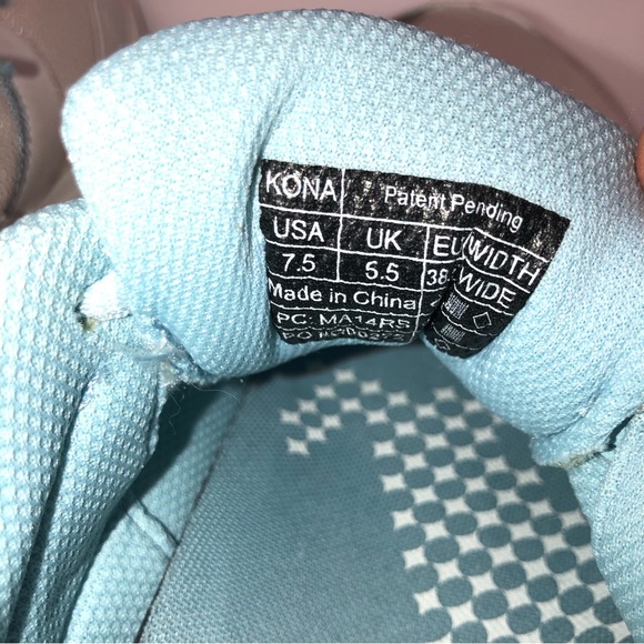 Vionic Kona Womens sneaker size 7.5 (white/baby blue) w 1st rayTechnology - Picture 6 of 7